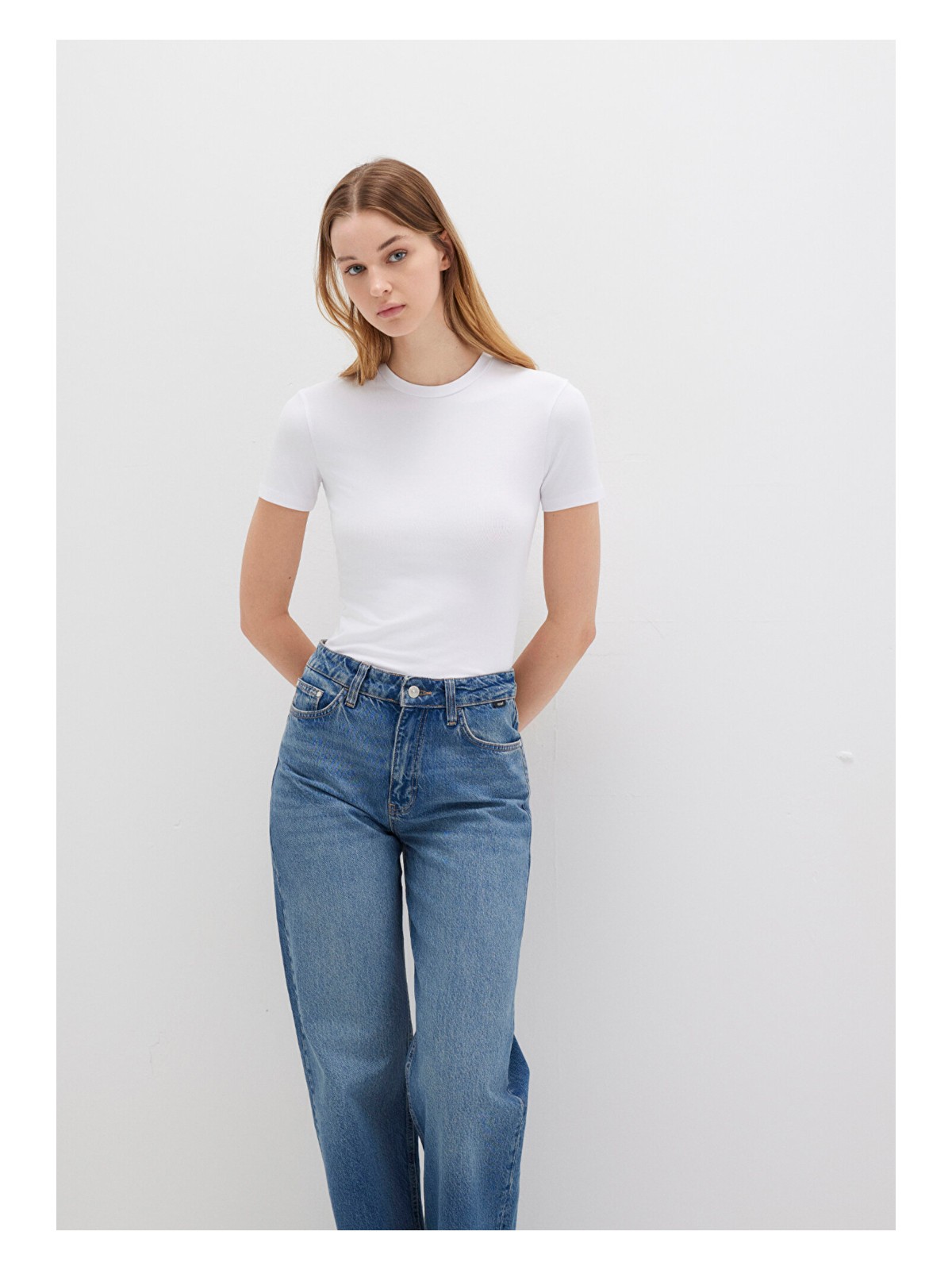 Mavi Soft-Premium Beyaz Basic Modal Karışımlı Tişört 1600963-620 - Görsel 10