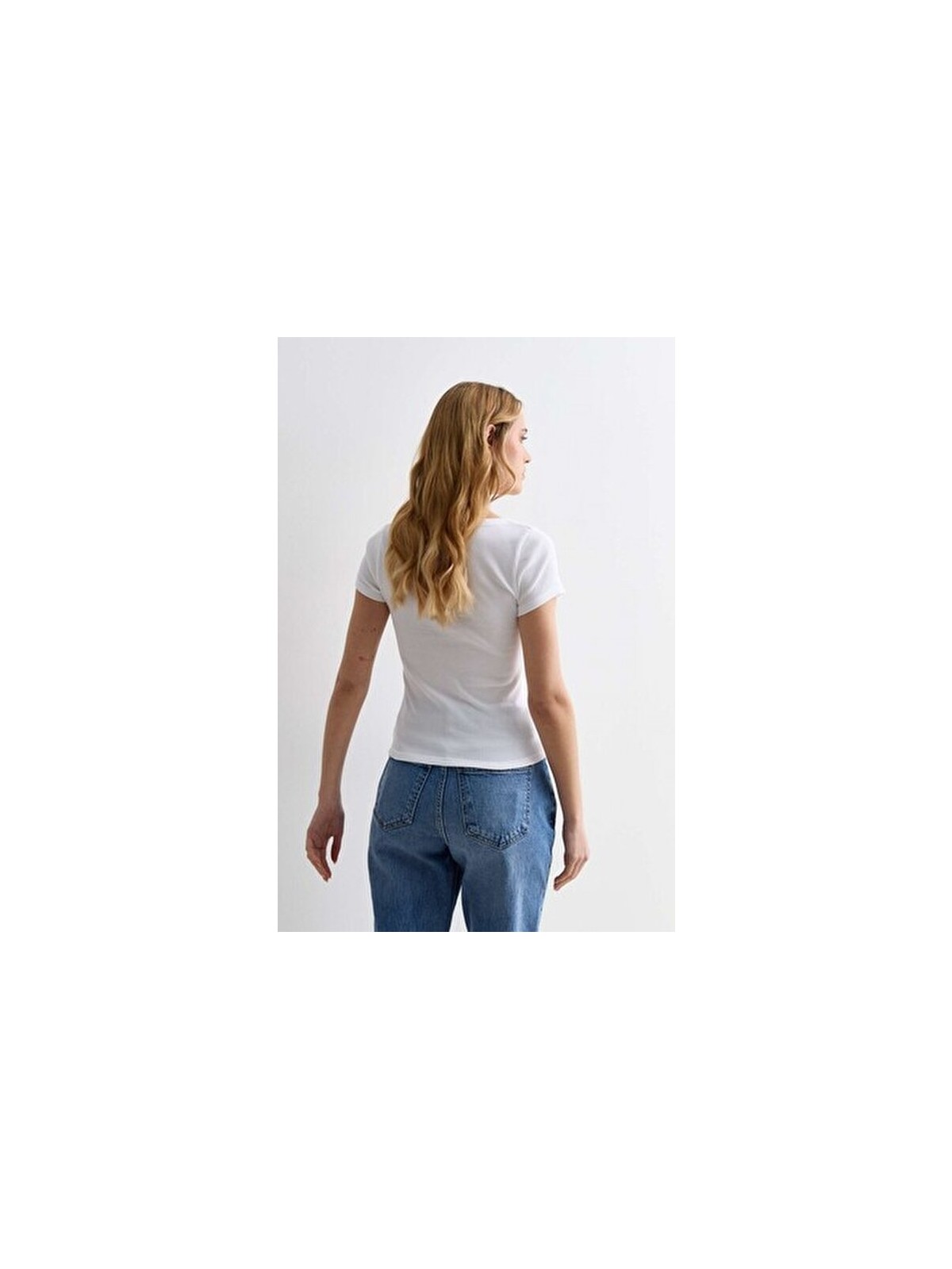 Rooted Kadın Havuz Yaka T-Shirt & Bluz , Likralı Fitilli Kaşkorse Kumaş - Görsel 4