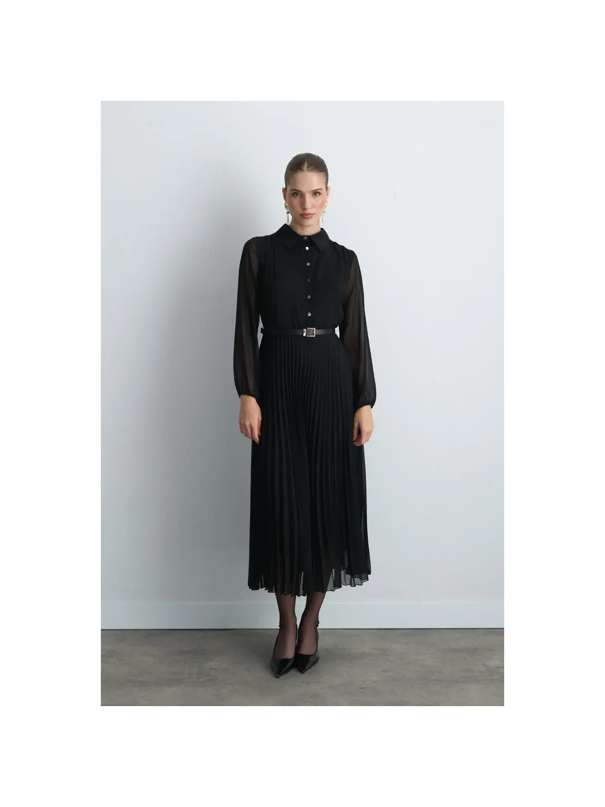 Gusto Pilise Uzun Şifon Elbise - Siyah