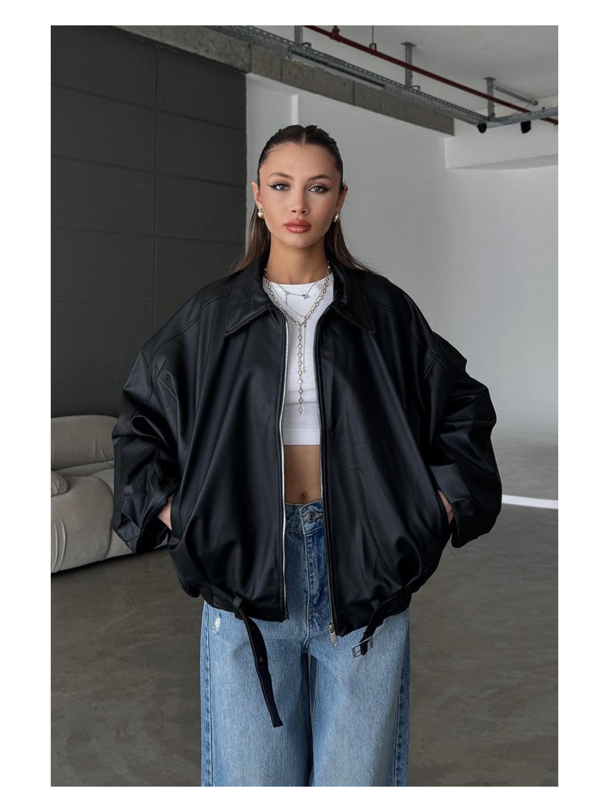 Famoda Kadın Oversize Deri Ceket– Oversize Relax Fit, Fermuarlı Kemer Detaylı Günlük Kadın Ceket