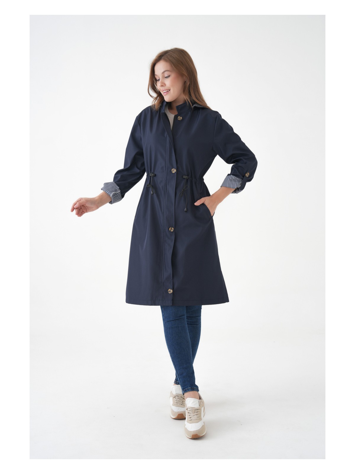 Ayşo Clothes Lacivert Rüzgar ve Su Geçirmez Çıkarılabilir Kapüşonlu Beli Tünelli Bondit Kumaş Trençkot