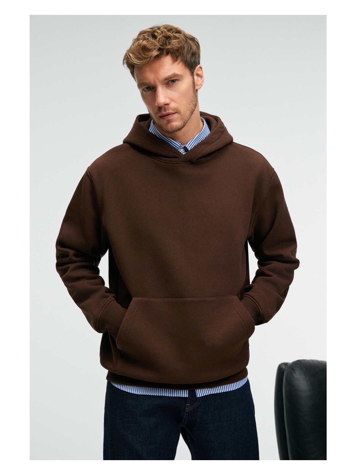 Grimelange AMOS Erkek Yumuşak Kumaşlı 3 İplik Oversize Kapüşonlu Kanguru Cepli Siyah Sweatshirt - Görsel 7