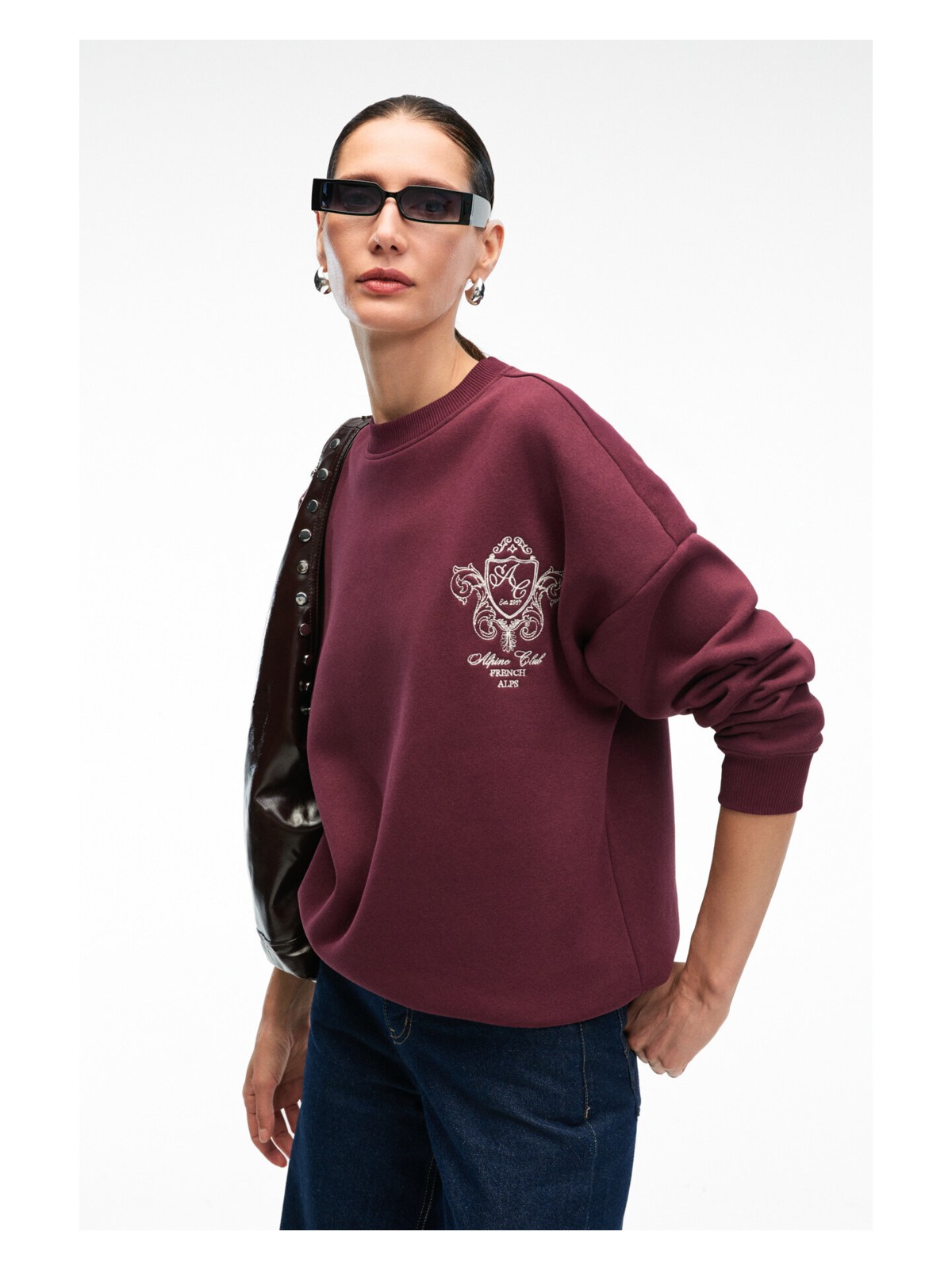 Grimelange AUDRA Kadın Oversize Yuvarlak Yaka Nakış Detaylı Bordo Sweatshirt