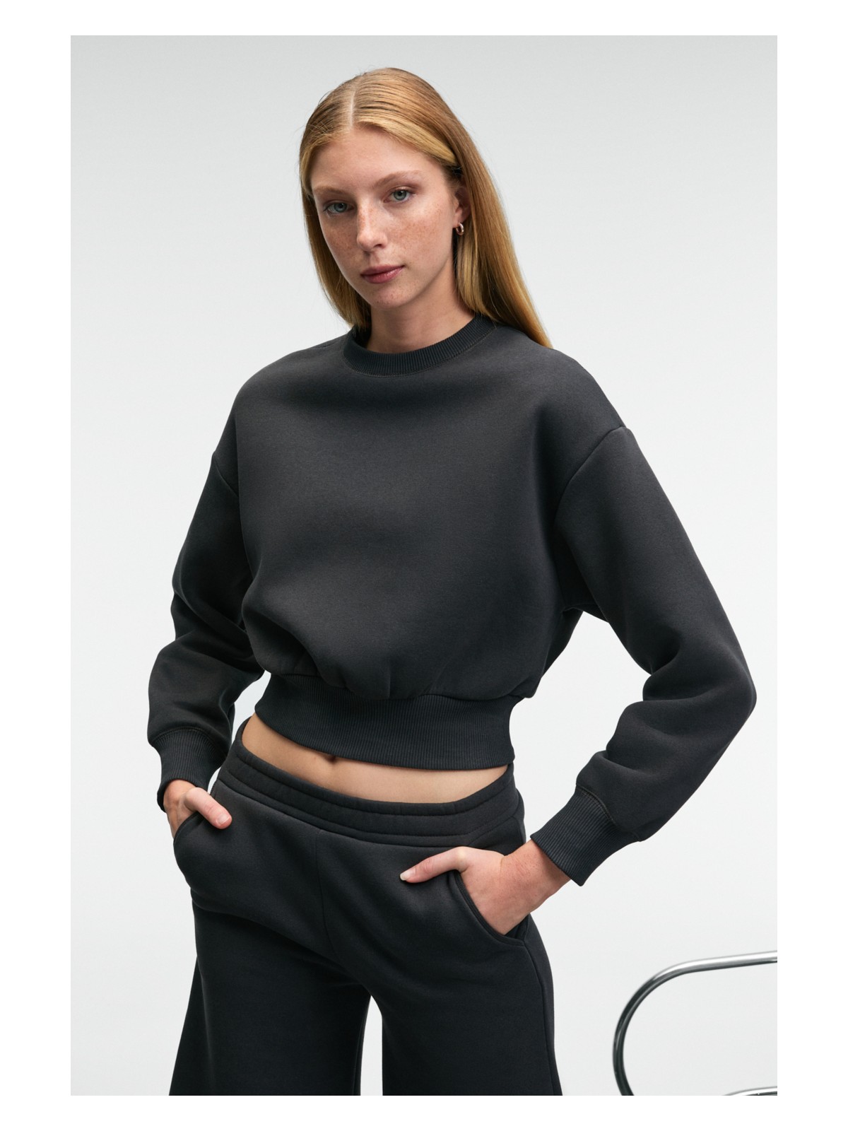 Grimelange KARALIS Kadın Pamuklu Bisiklet Yaka Crop Grimelanj Sweatshirt - Görsel 3