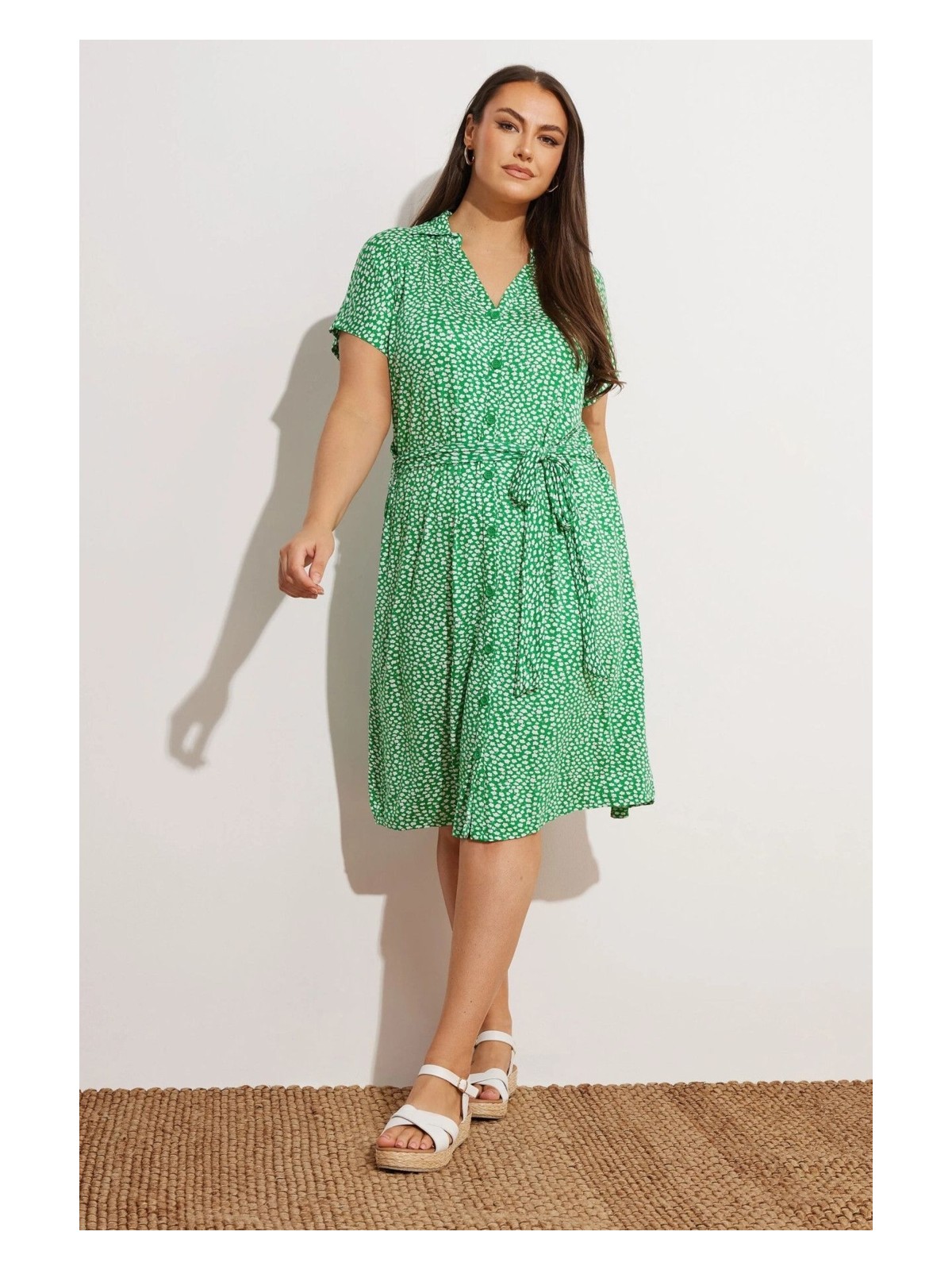 Stil Diva Büyük Beden Çiçek Desenli Midi Boy Beli Kuşaklı Düğmeli Elbise 303329