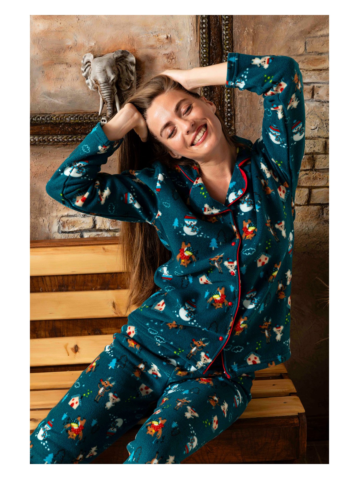 Nisanca Kışlık Yılbaşı Desenli Kadın Gömlek Polar Pijama Takımı - Görsel 3