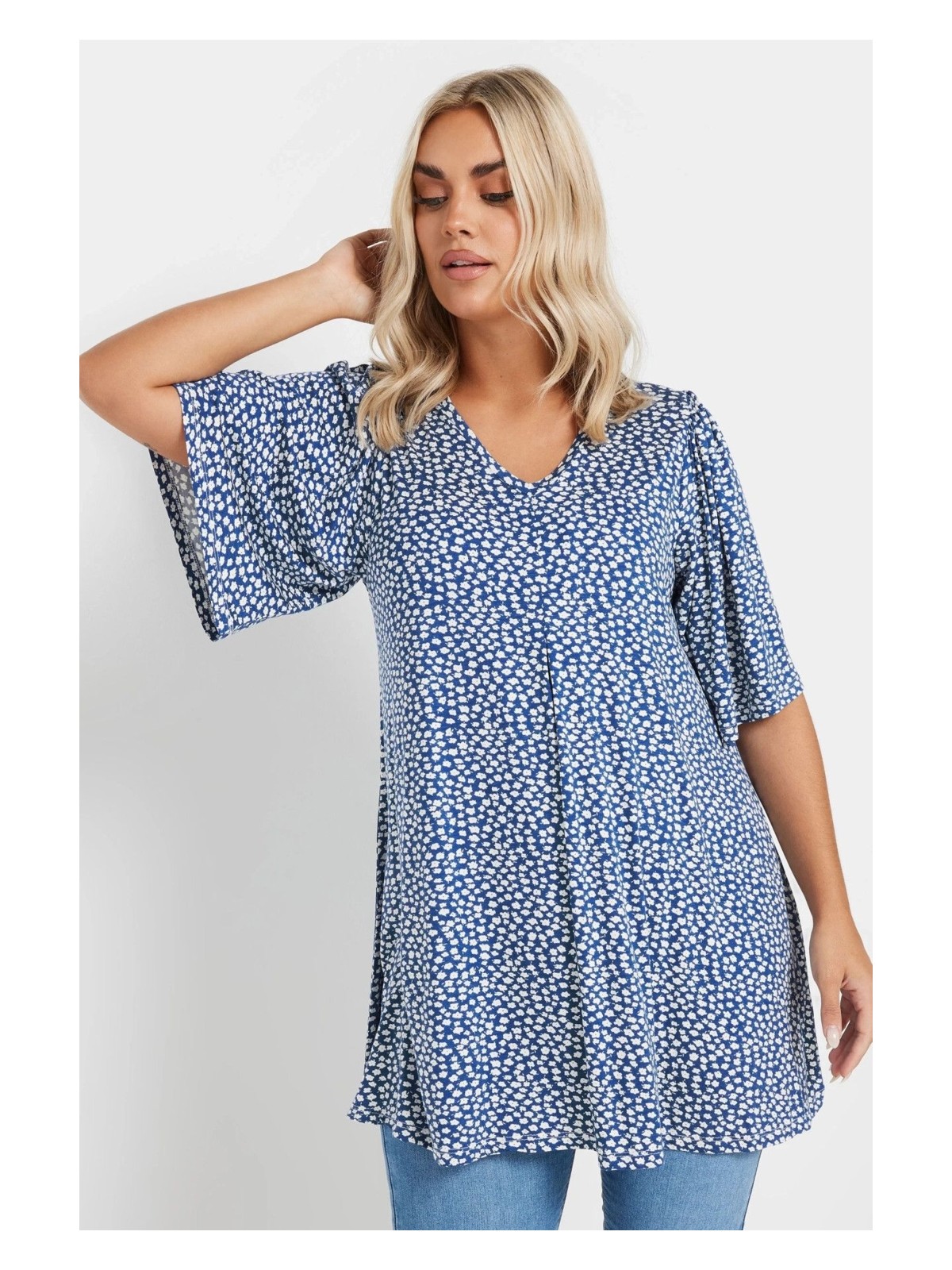 Stil Diva Büyük Beden V Yaka Kısa Kollu Eteği Bollaşan Desenli Bluz 303624