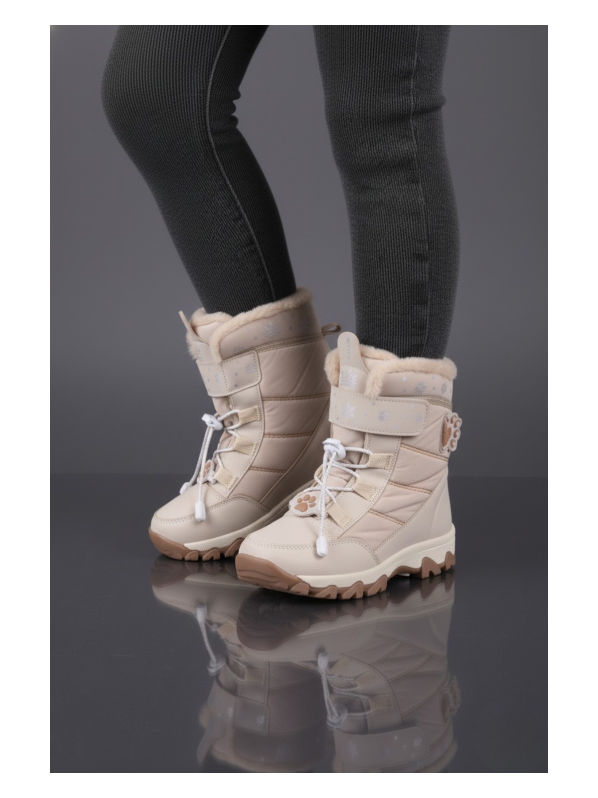 Muggo Ragyer Içi Kürklü Bağcıklı ve Cırtlı Kız Çocuk Bot - Görsel 4