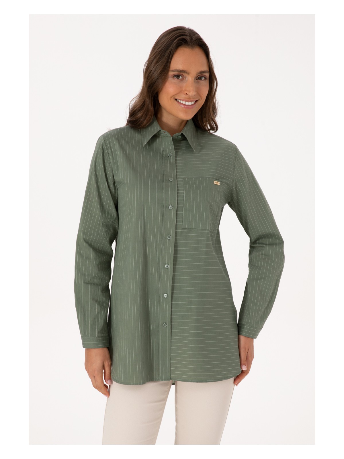 U.S. Polo Assn. Kadın Siyah Uzun Kollu Çizgili Gömlek 50316387-VR046 - Görsel 3