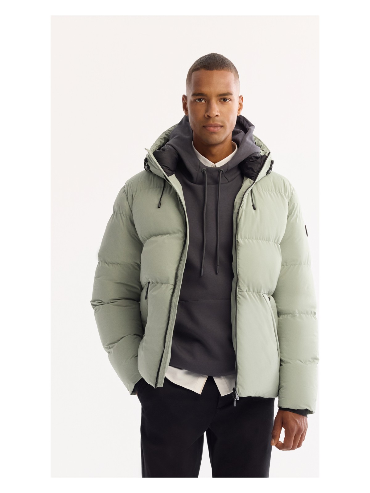 AVVA Erkek Açık Gri Kapüşonlu Su İtici Rüzgar Geçirmez -5°C Dayanıklı Comfort Fit Mont B006046 - Görsel 7