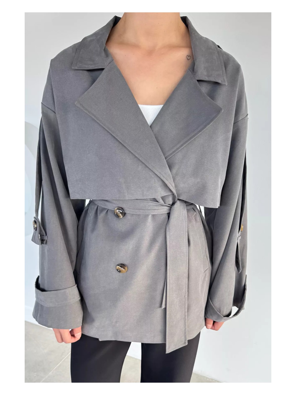 Gülseli Kadın Ön Düğmeli Iç Astarlı Bel Kuşak Detaylı Trençkot P-00018837 - Görsel 4