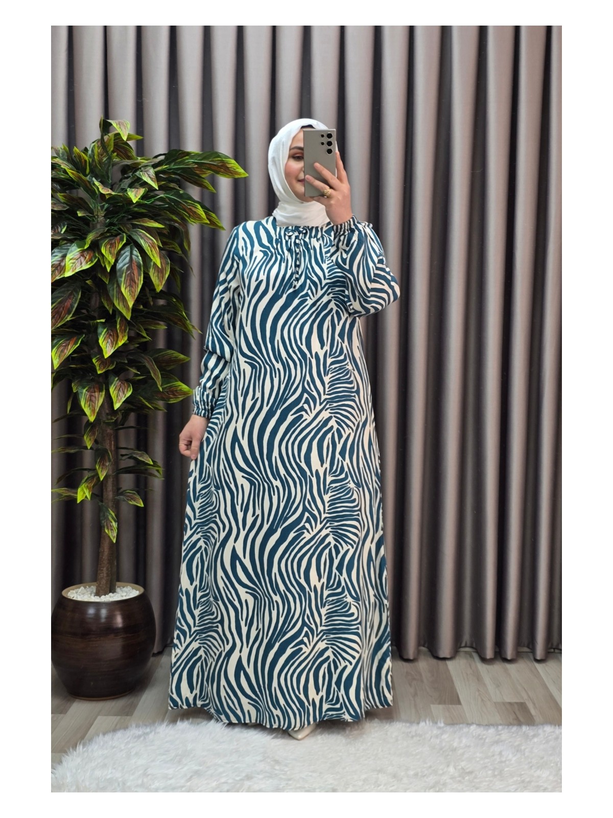 Elmas Tesettür Kadın Tesettür Giyim Büyük Beden Zebra Desen Elbise