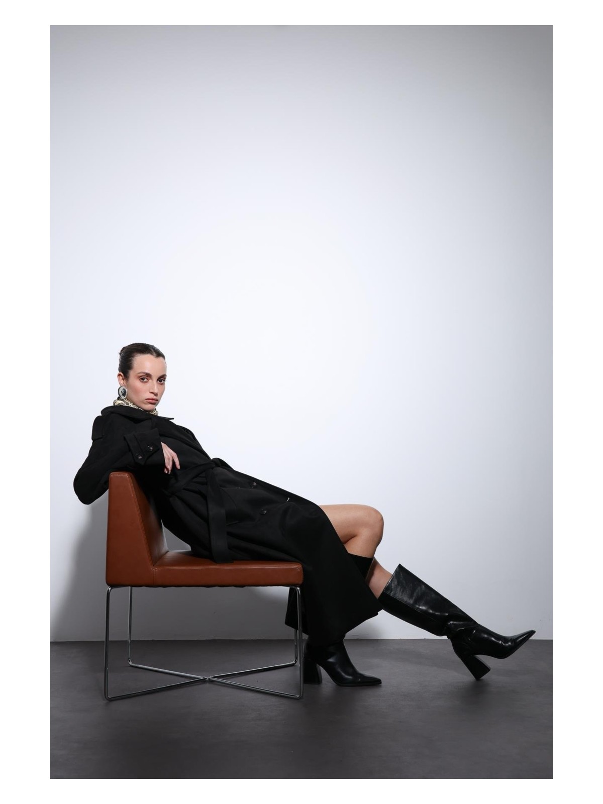 Antioch Taba Kruvaze Süet Görünümlü Premium Kadın Trençkot - Görsel 7