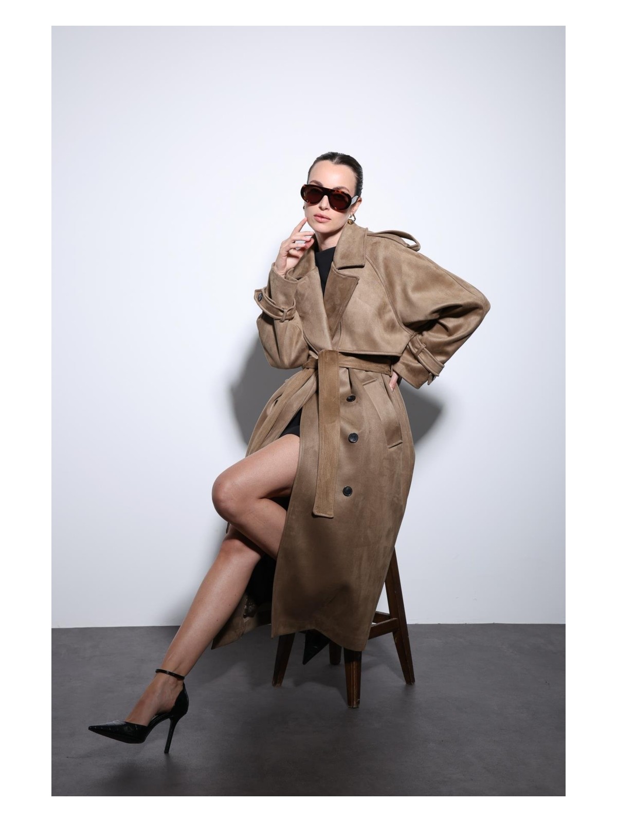 Antioch Taba Kruvaze Süet Görünümlü Premium Kadın Trençkot - Görsel 6