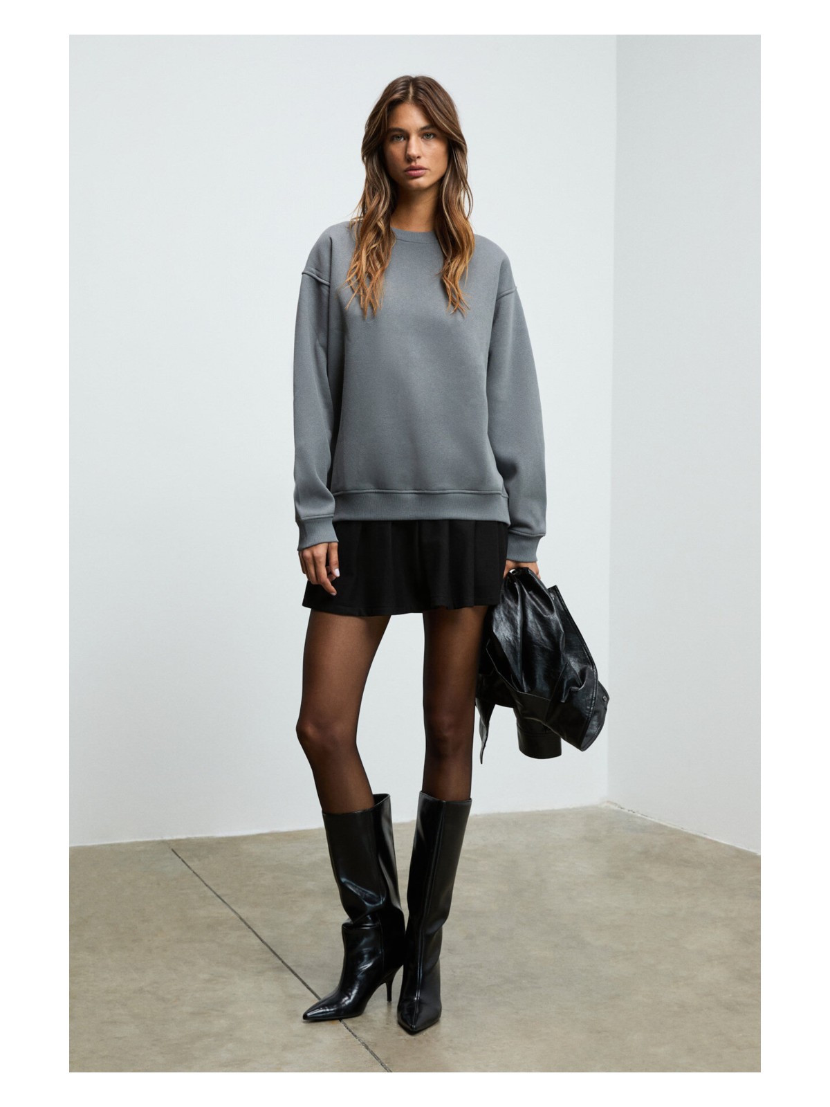 Grimelange KARIUS Kadın Organik Pamuklu İçi Polarlı Oversize Yuvarlak Yakalı Mavi Sweatshirt - Görsel 4