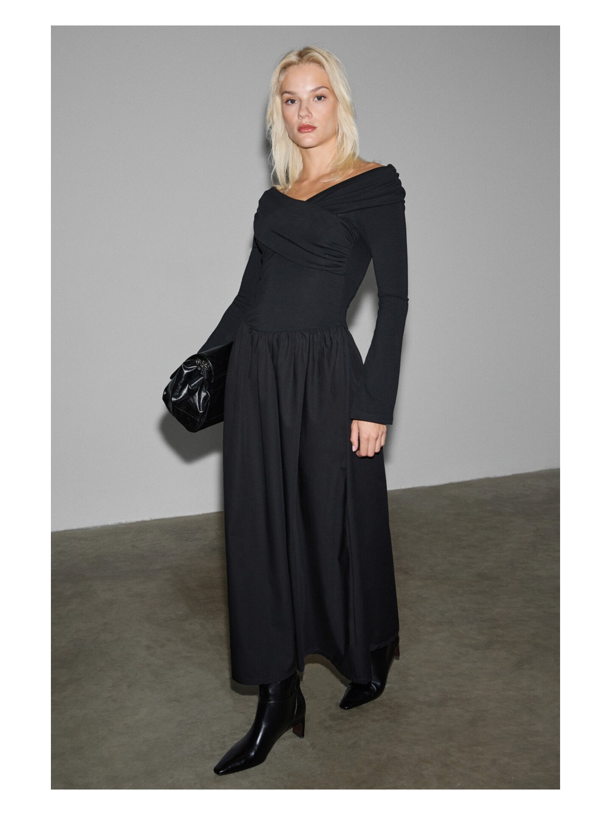 Grimelange FRUENDO Kadın Asimetrik Yakalı Üstü Esnek Kumaşlı Eteği Poplin Uzun Siyah Elbise
