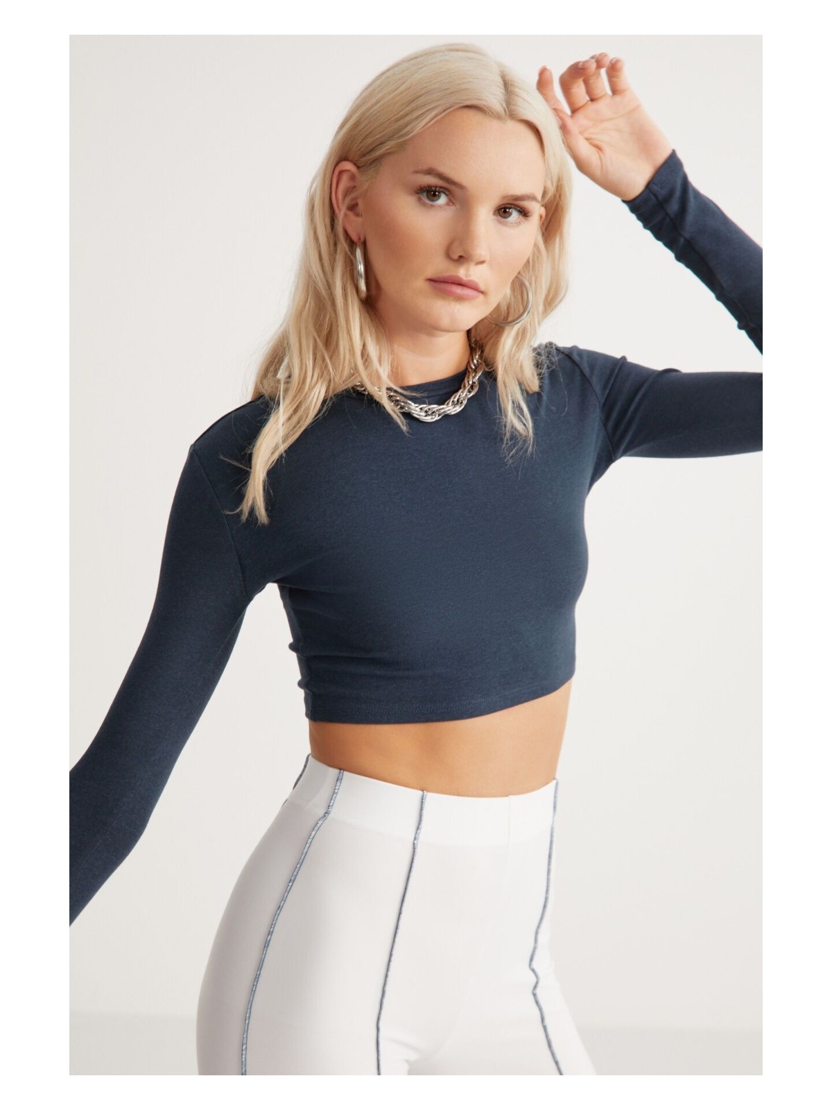 Grimelange Essie Kadın Bisiklet Yaka Slim Fit Uzun Kollu Crop Petrol Mavisi Büstiyer - Görsel 4