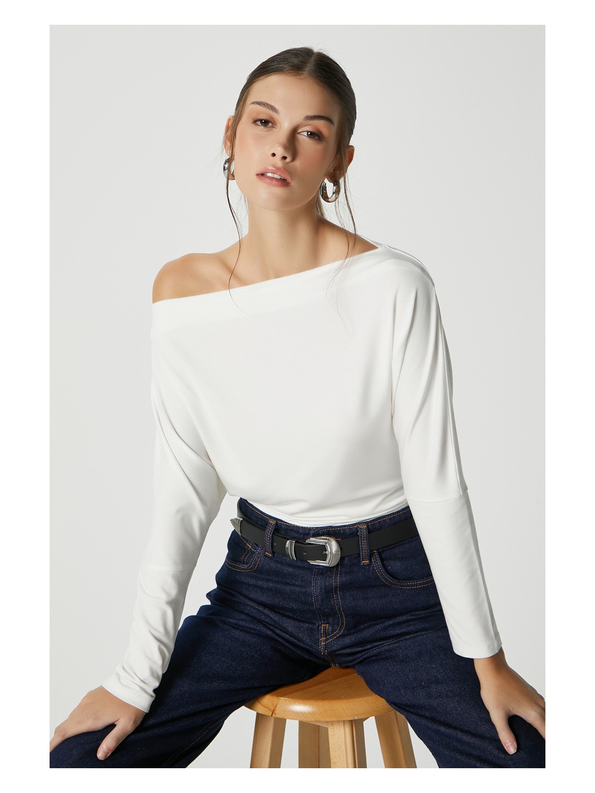 Ritnice Kadın Grace Asimetrik Omuz Detay Siyah Bluz - Görsel 5