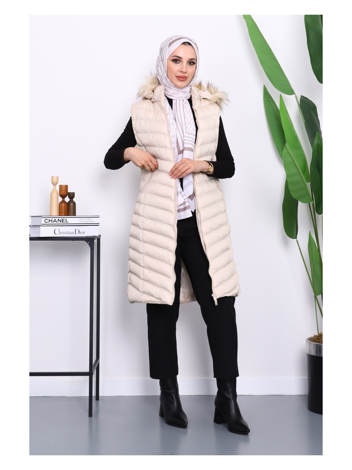 İmaj Butik Kahverengi Kapüşonlu Uzun Şişme Yelek - Görsel 3