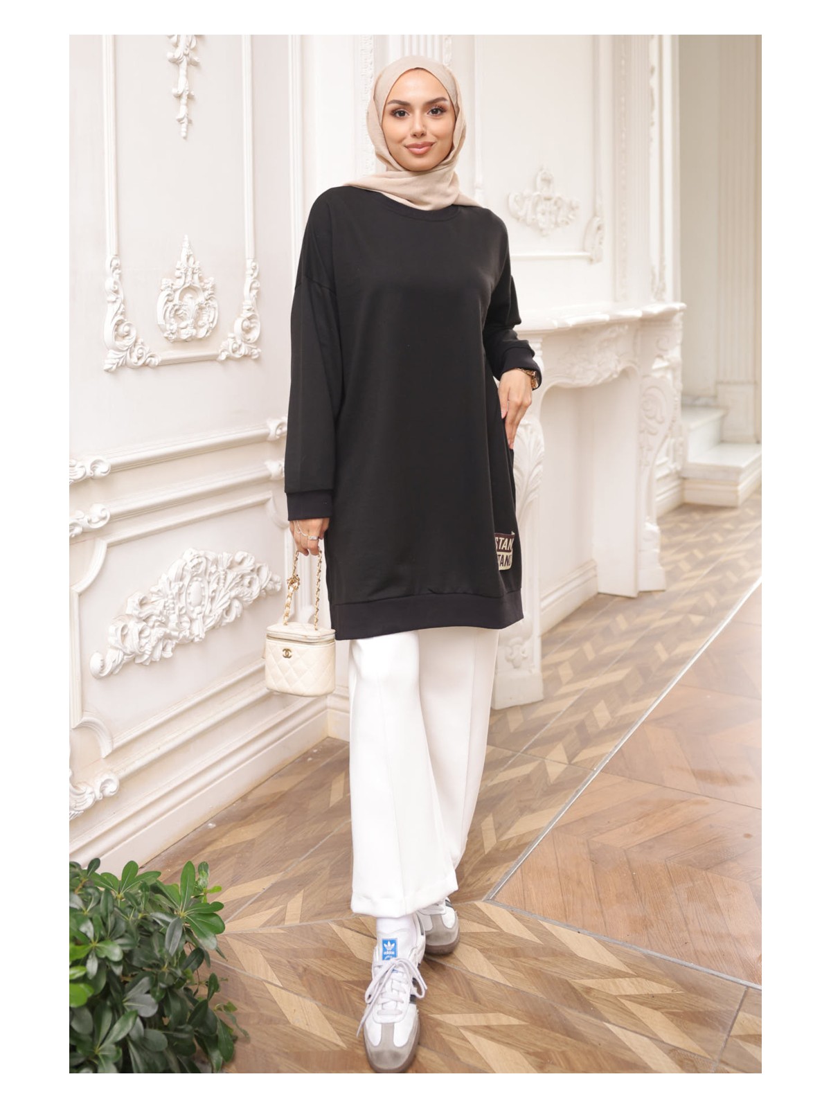 İmaj Butik Siyah Bisiklet Yaka Armalı Tunik