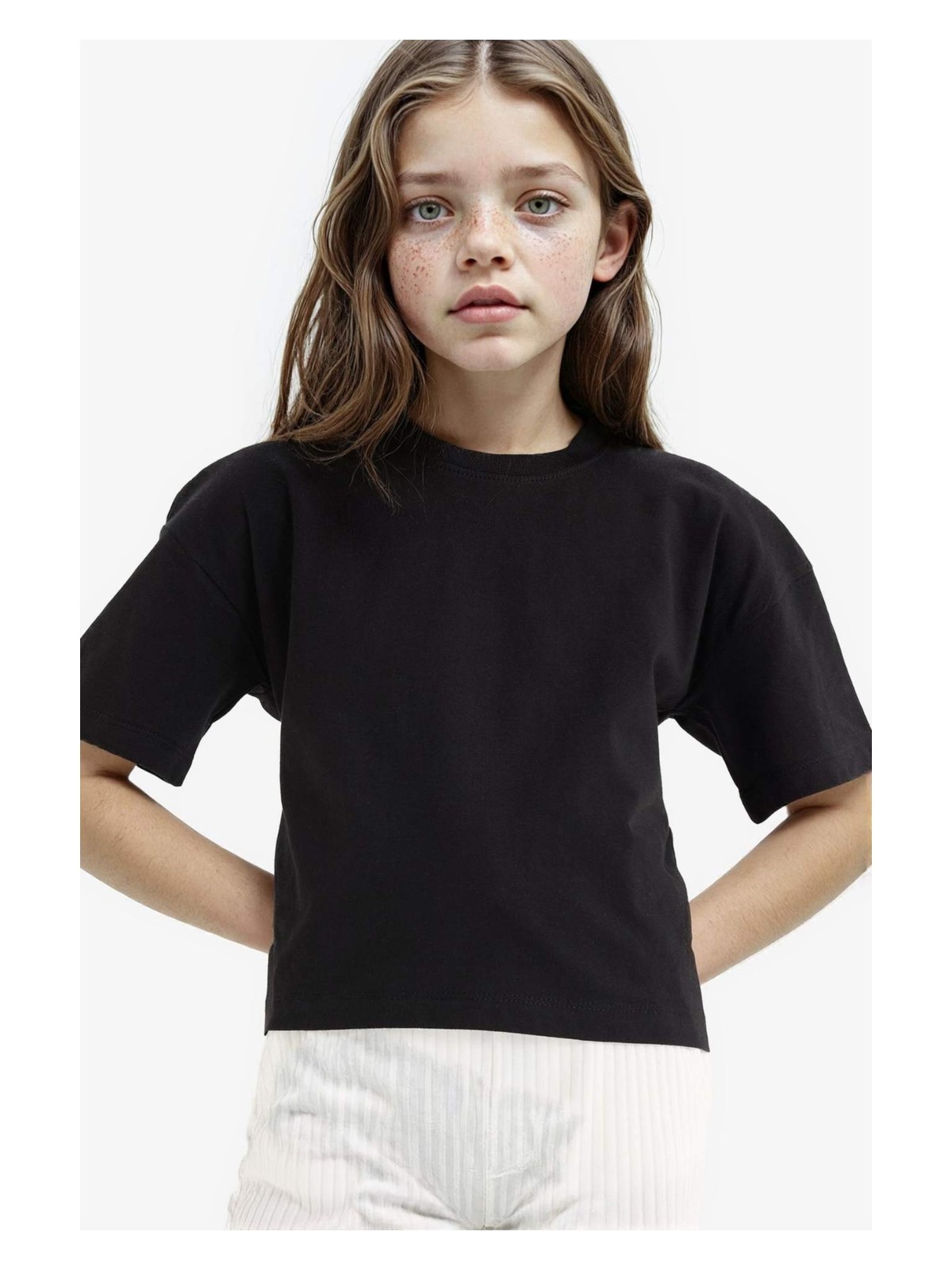 DeFacto Relax Fit Bisiklet Yaka Basic Düz Kısa Kollu Tişört Kız Çocuk Z5095A625SM - Görsel 3