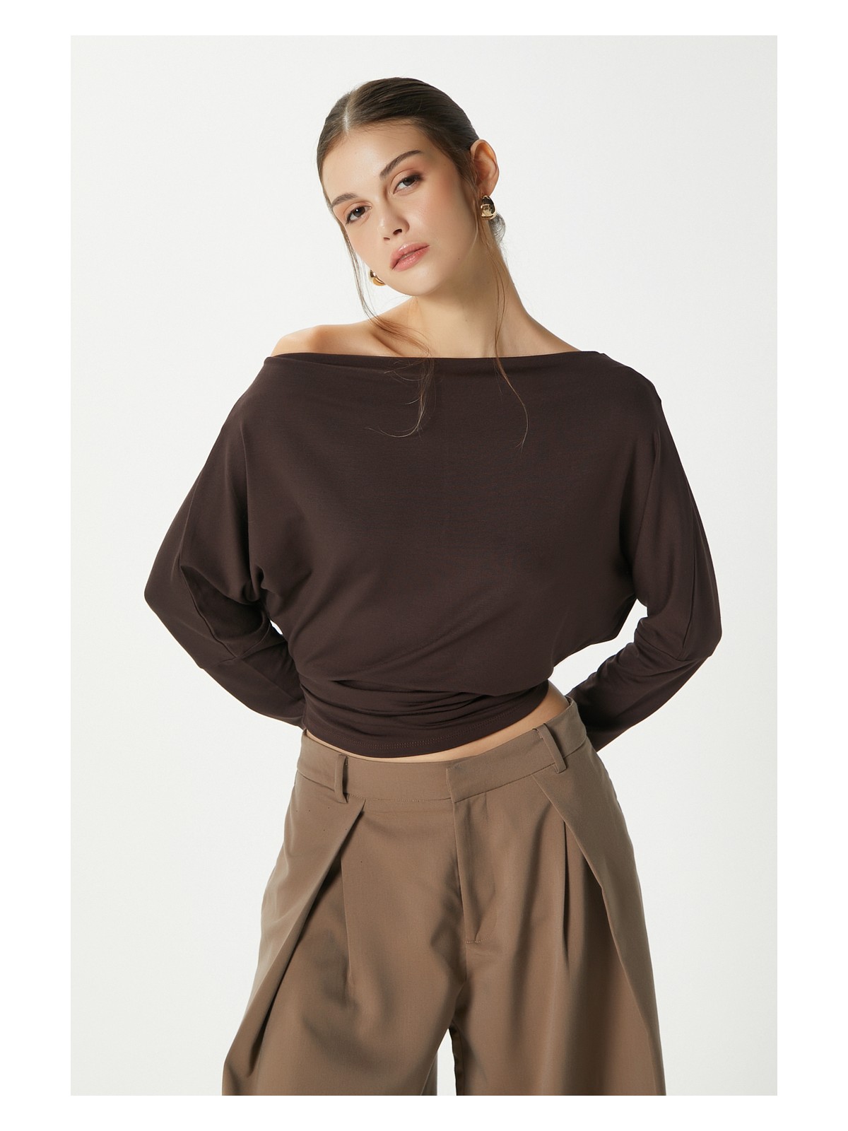 Ritnice Kadın Grace Asimetrik Omuz Detay Siyah Bluz - Görsel 4