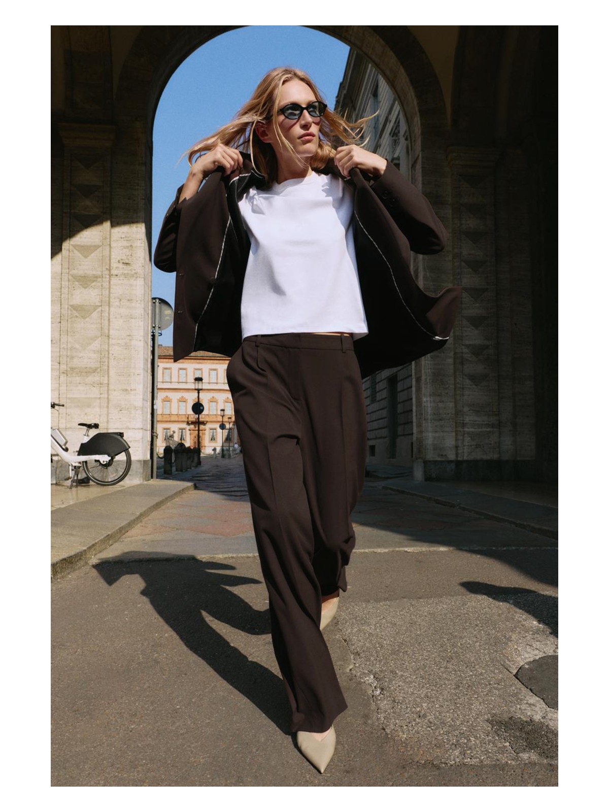 Açelya Okcu Premium Vento Orta Bel Wide Leg Dokuma Pantolon - Görsel 4