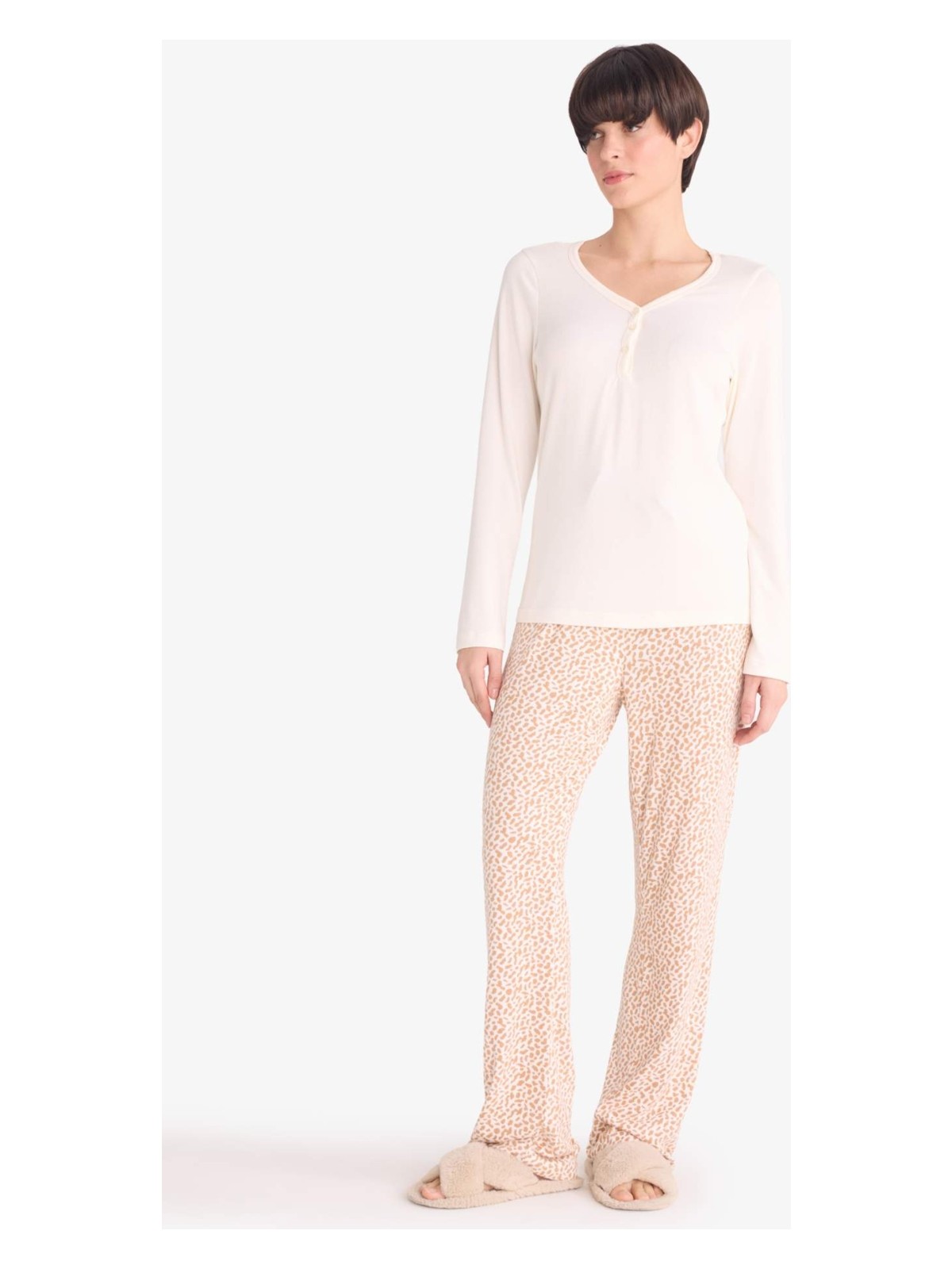 DeFacto Pijama Takımı Regular Fit Uzun Kollu Üst Desenli Uzun Alt G1190AX25AU