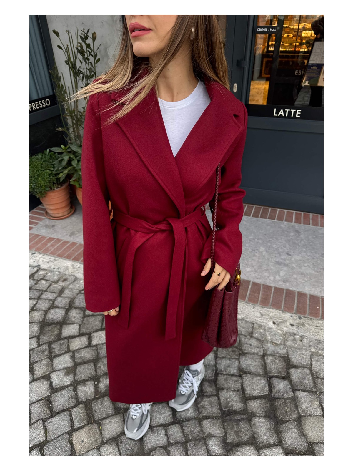 Sue Store Koyu Kırmızı Astarlı Kaşe Kaban - Görsel 2
