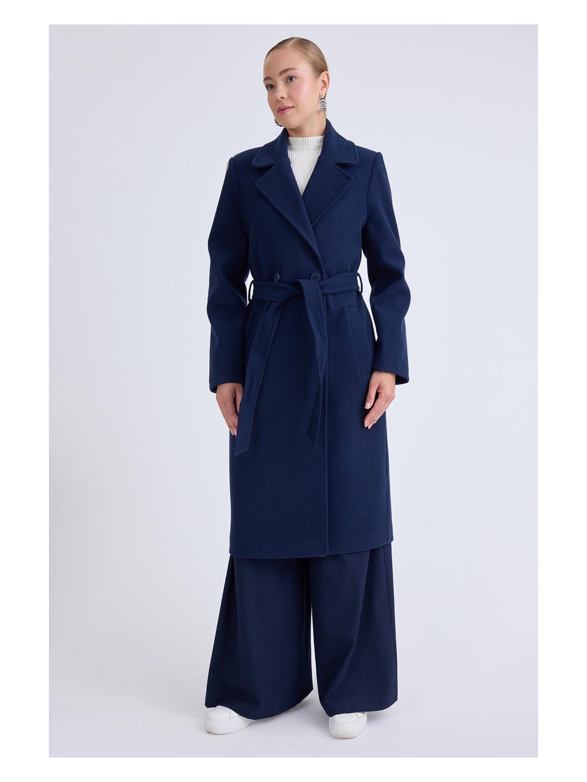 Vitrin Önden Düğmeli Beli Kuşaklı Uzun Kaşe Kaban - Görsel 6