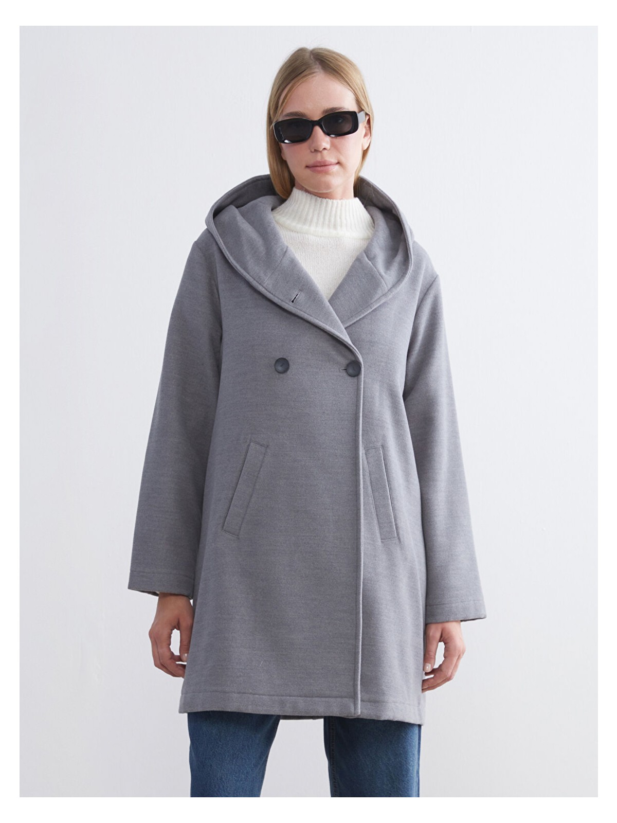 LC Waikiki Lc Waikiki Yeni Sezon Kapüşonlu Kadın Kaşe Kaban