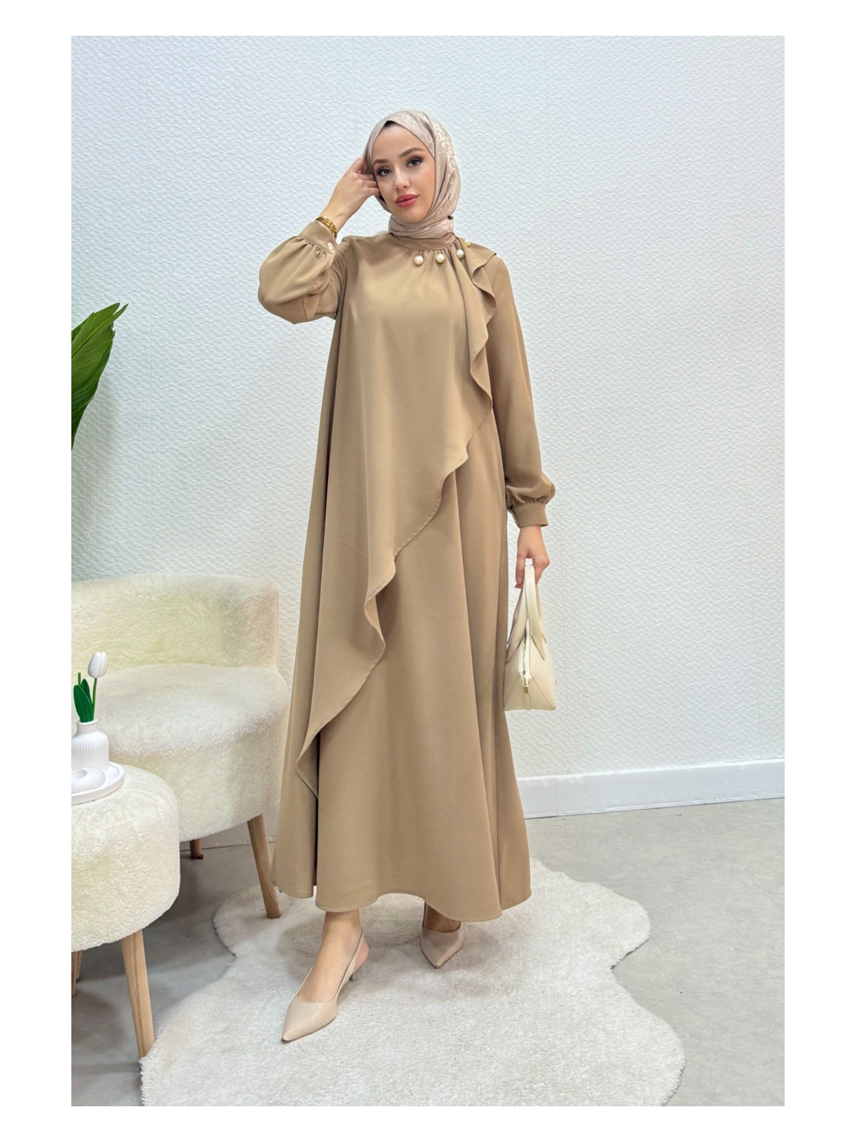 Tesettür Diyarı Krep Kumaş Yakası Inci Detaylı Levanur Elbise- Lacivert - Görsel 5