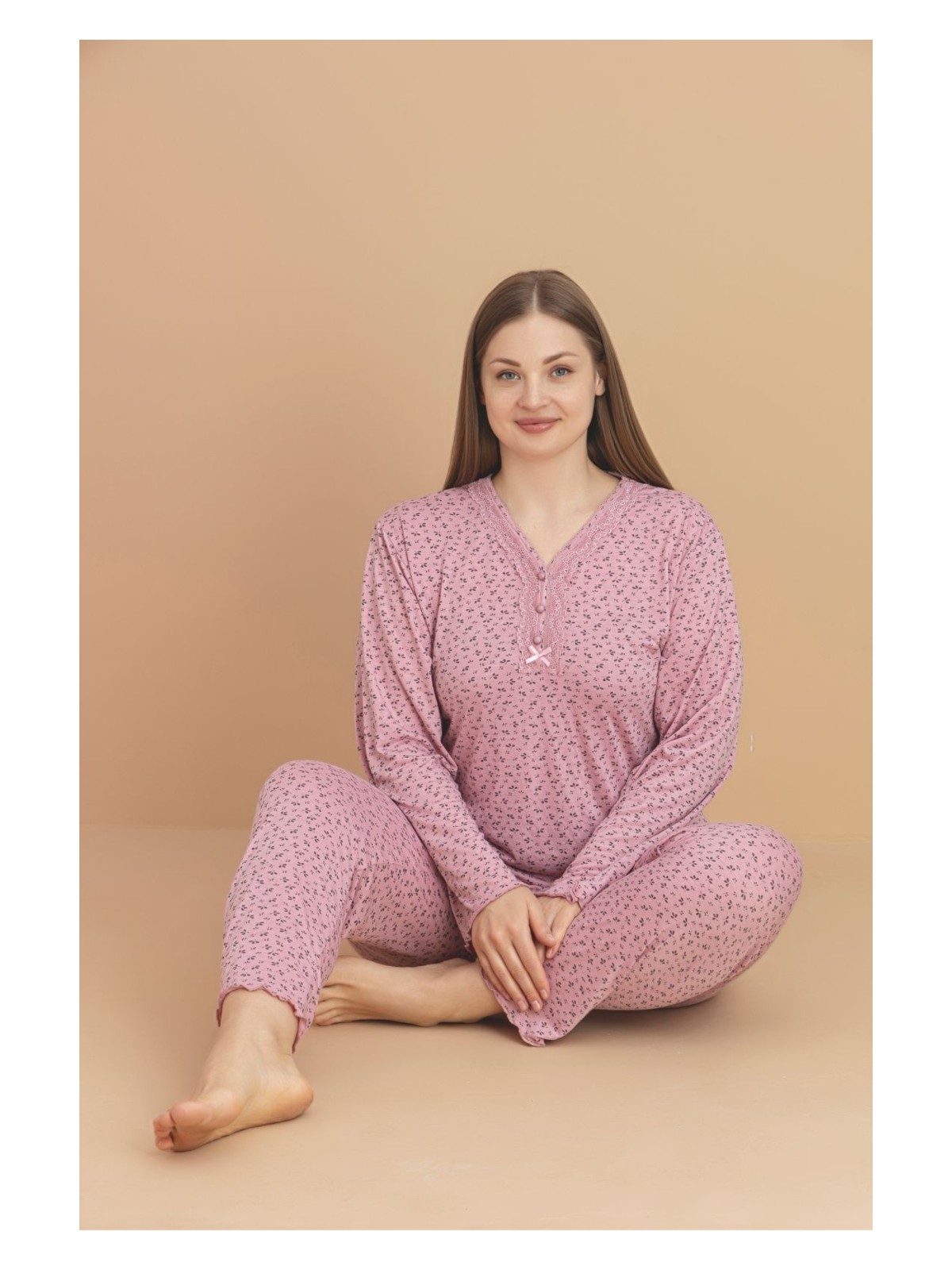 Temporium Kadın Büyük Beden Desenli Yakası Düğmeli Uzun Kollu Bambu Pijama Takımı - Görsel 8