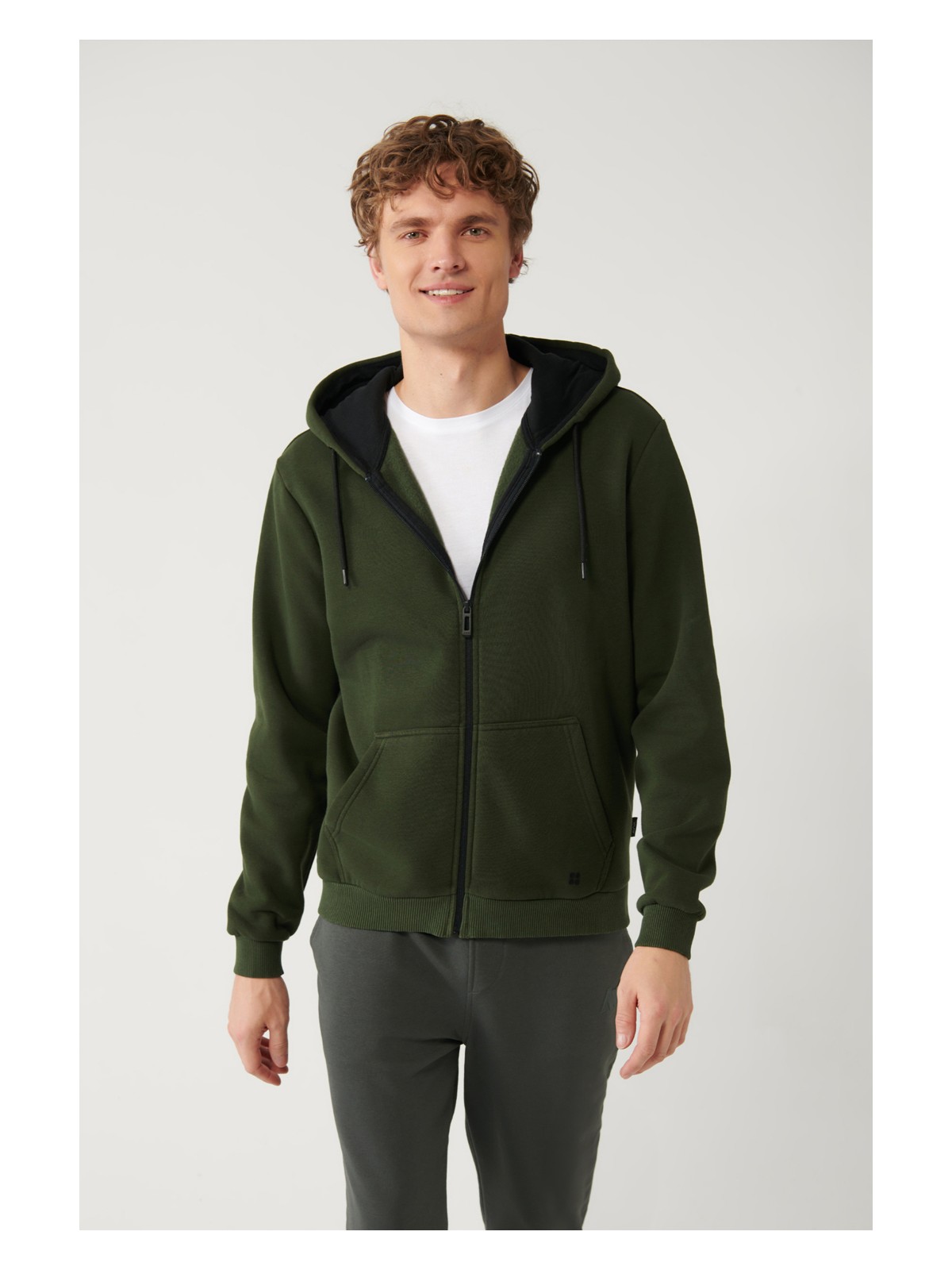 AVVA Erkek Gri Kapüşonlu 3 İplik Şardonlu Fermuarlı Regular Fit Sweatshirt E001019 - Görsel 5