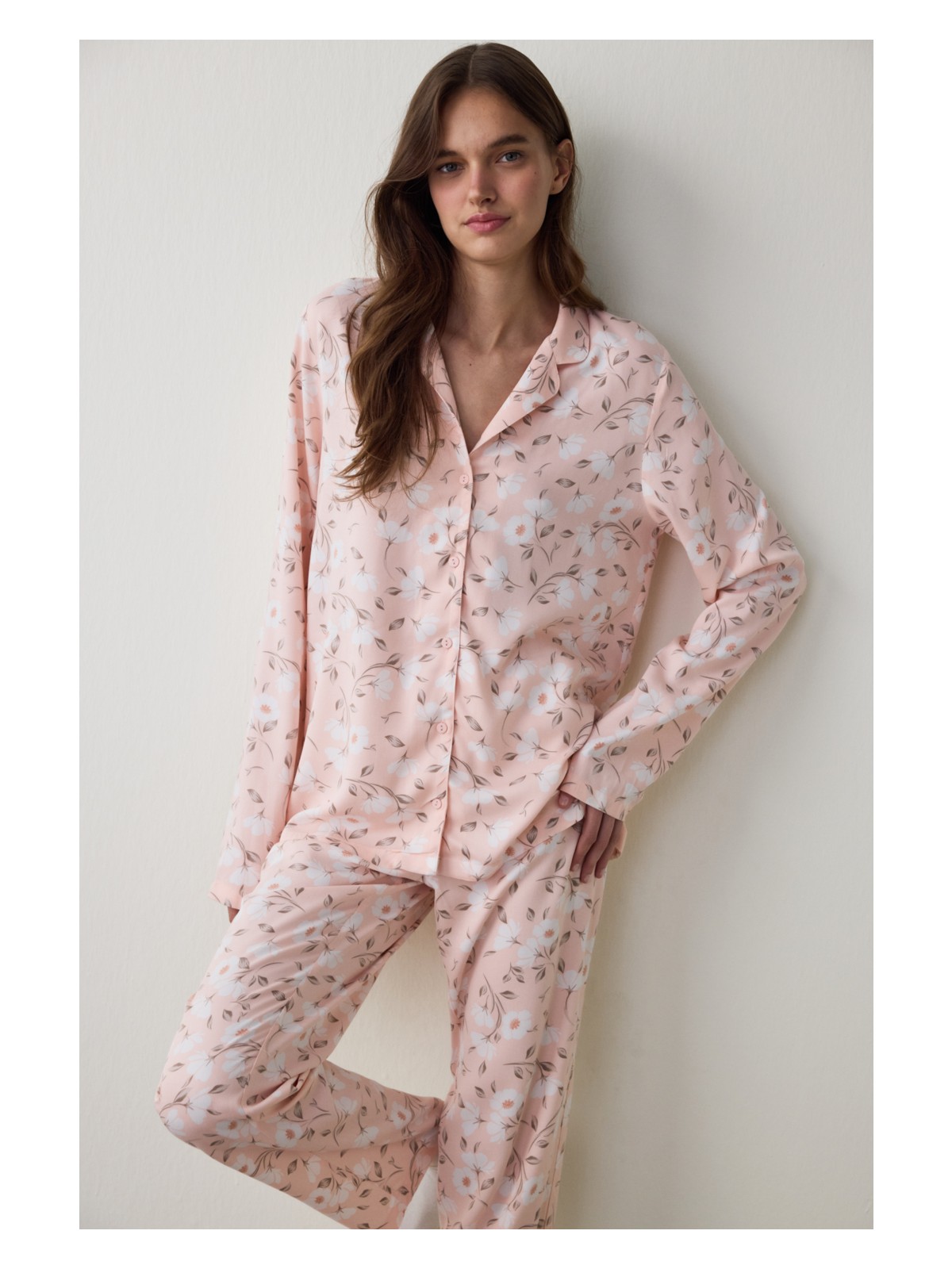 Penti Açık Pembe Ellie Çiçekli Gömlek Yaka Uzun Kol Pijama Takımı