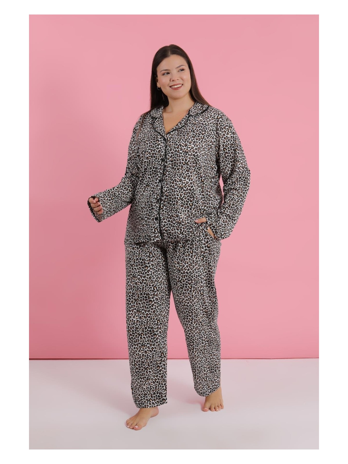Akbeniz Kadın Büyük Beden Leopar Desenli Düğmeli Pijama Takımı
