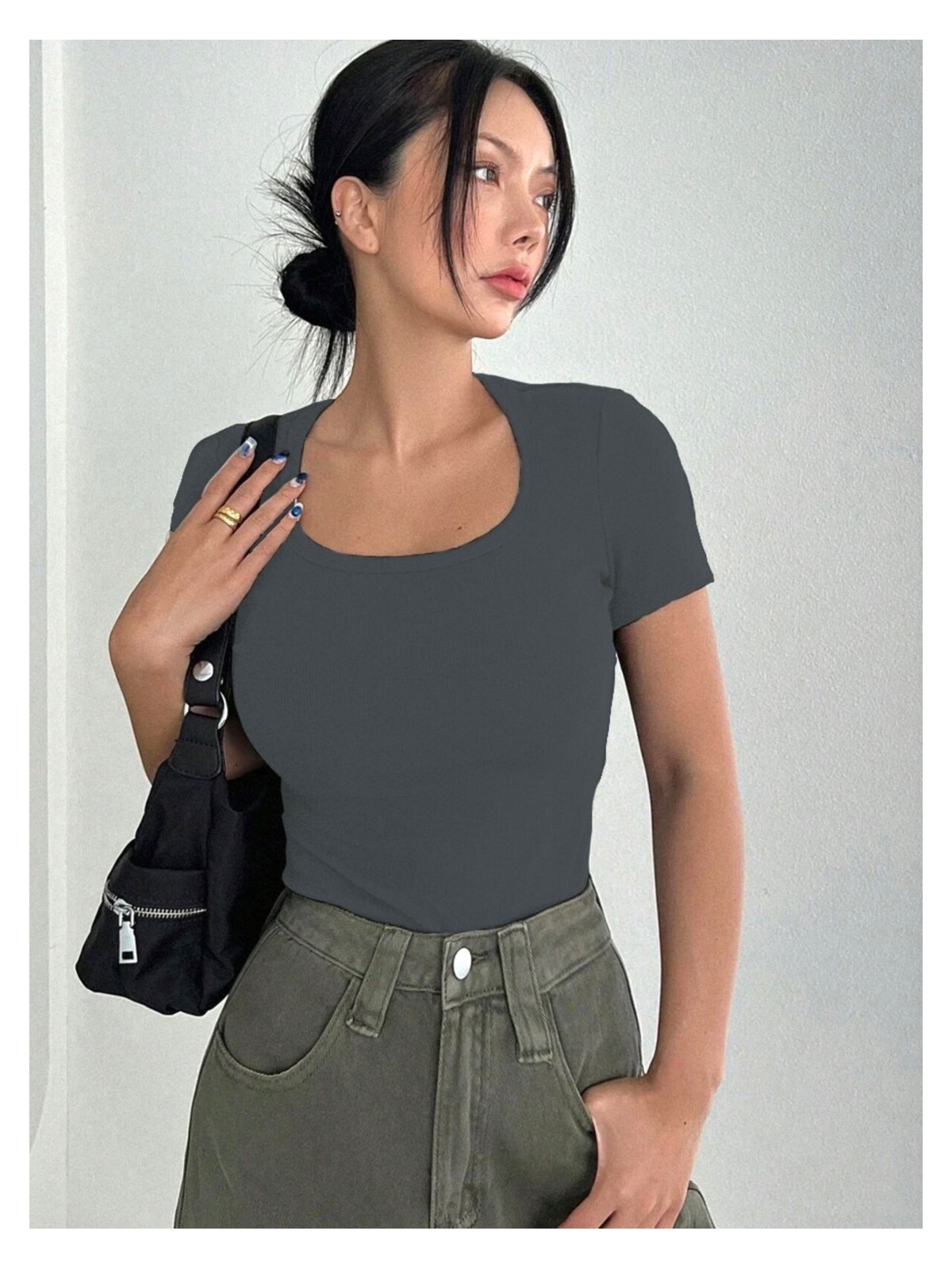 Rooted Kadın Ekru Kare Yaka T-Shirt & Bluz , Likralı Fitilli Kaşkorse Kumaş