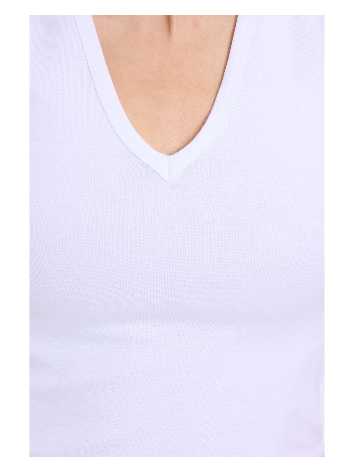 Tudors Kadın Slim Fit Dar Kesim V Yaka Sıfır Kol Pamuklu Ribanalı Beyaz Bluz - Görsel 3