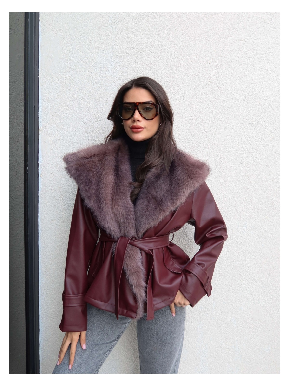 Esra Helvacı Kürk Yaka Kuşaklı Deri Ceket - Görsel 6