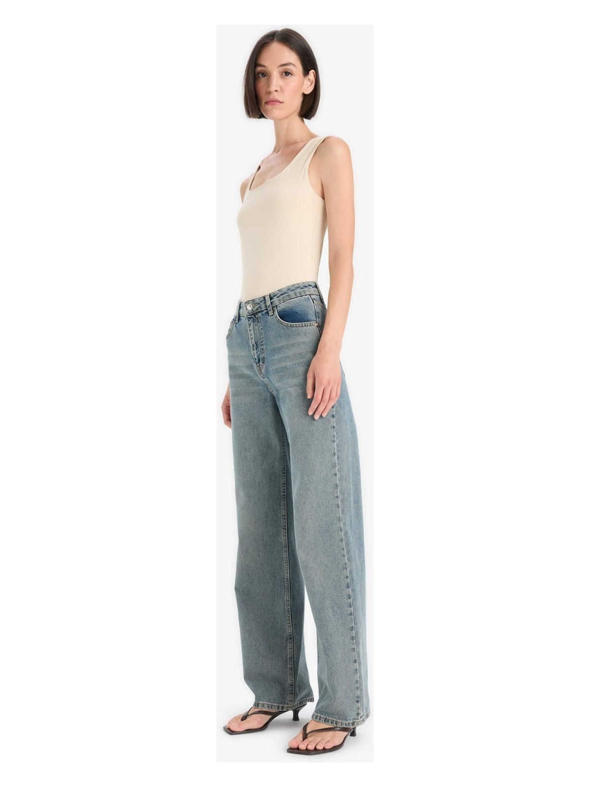 DeFacto Slim Fit Basic Düz Kare Yaka Atlet C2622AX25AU - Görsel 8