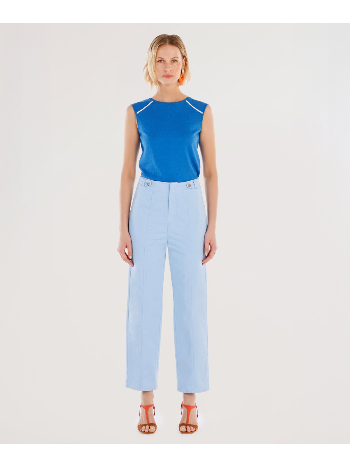 Yargıcı Kemer Detaylı Normal Bel Düz Kesim Pantolon - Görsel 4