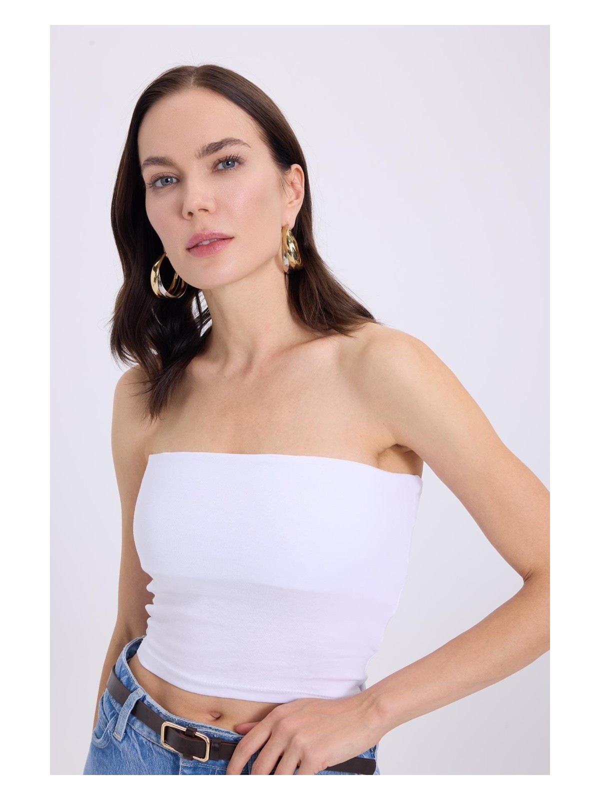 Tudors Kadın 4'lü Paket Siyah-Beyaz Regular Fit Viskon Kumaş Balıkçı Yaka Sıfır Kol Bluz - Görsel 3