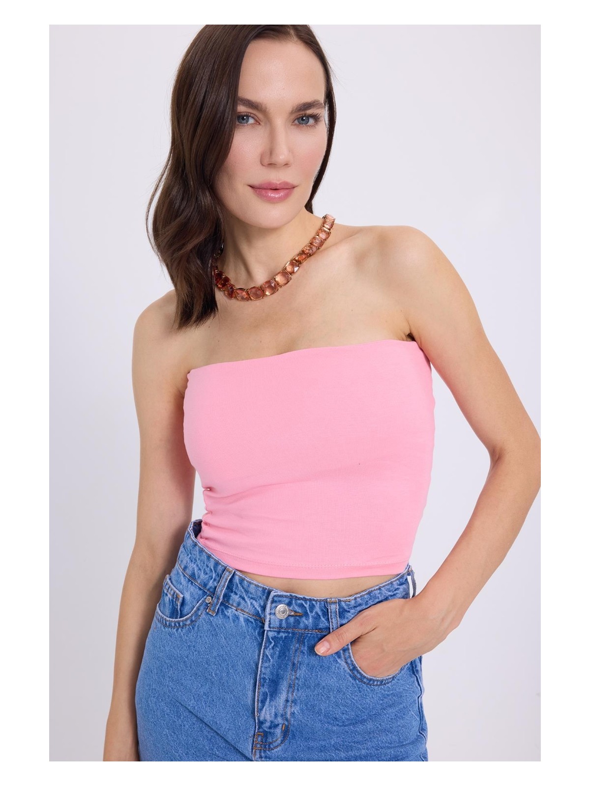 Tudors Kadın 4'lü Paket Siyah-Beyaz Regular Fit Viskon Kumaş Balıkçı Yaka Sıfır Kol Bluz - Görsel 7