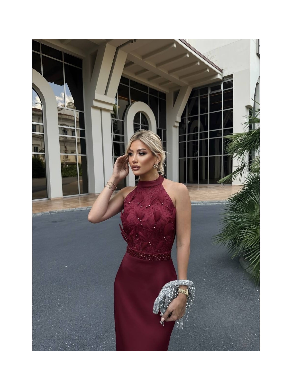 Kadın Halter Yaka Payetli Tüy ve Incili Abiye Elbise - Görsel 6