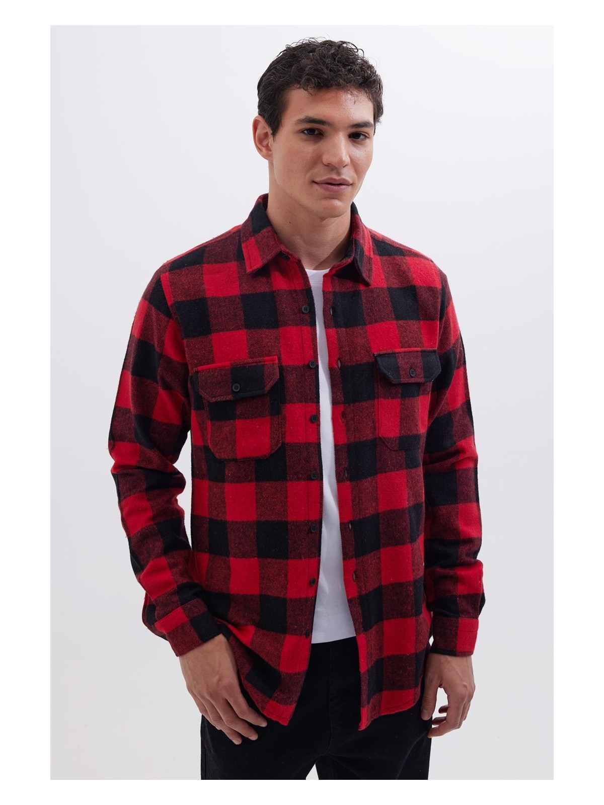 Tudors Erkek Slim Fit Dar Kesim Uzun Kollu Kapaklı Çift Cepli Kareli Kışlık Oduncu Gömlek