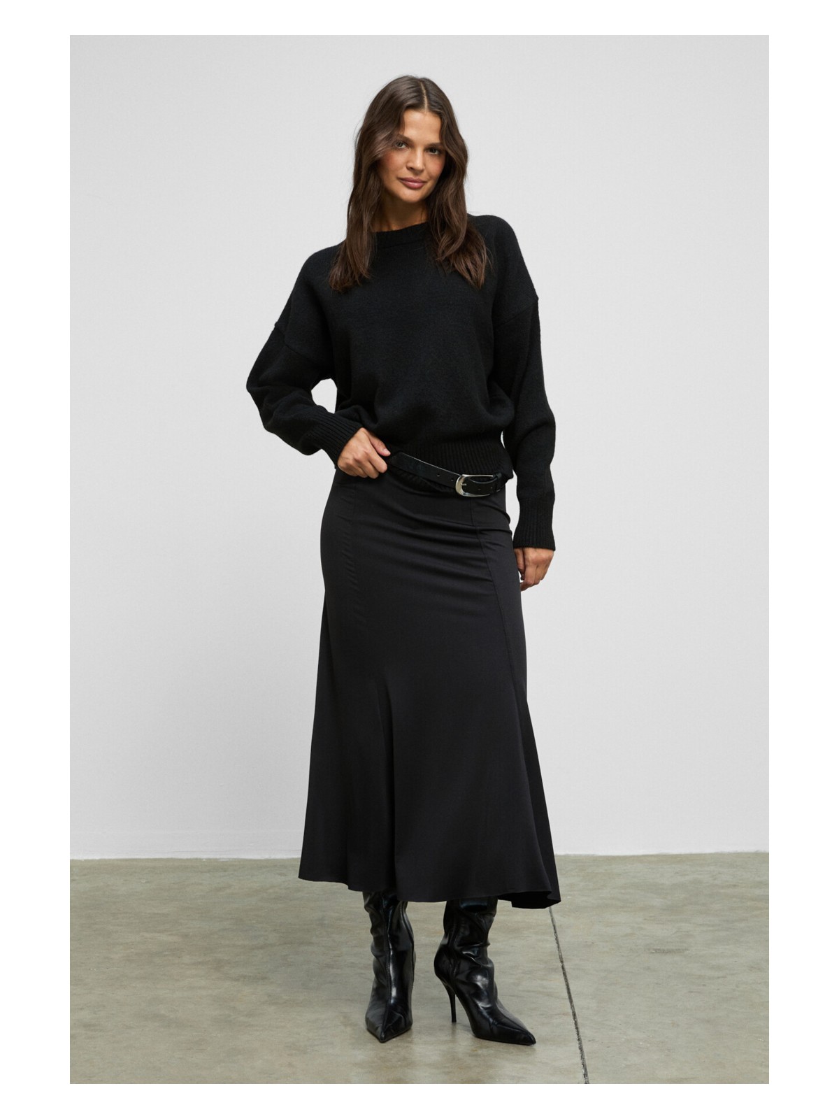 Grimelange JEVEUX Kadın Esnek Kumaşlı Dikiş Detaylı Uzun Siyah Etek