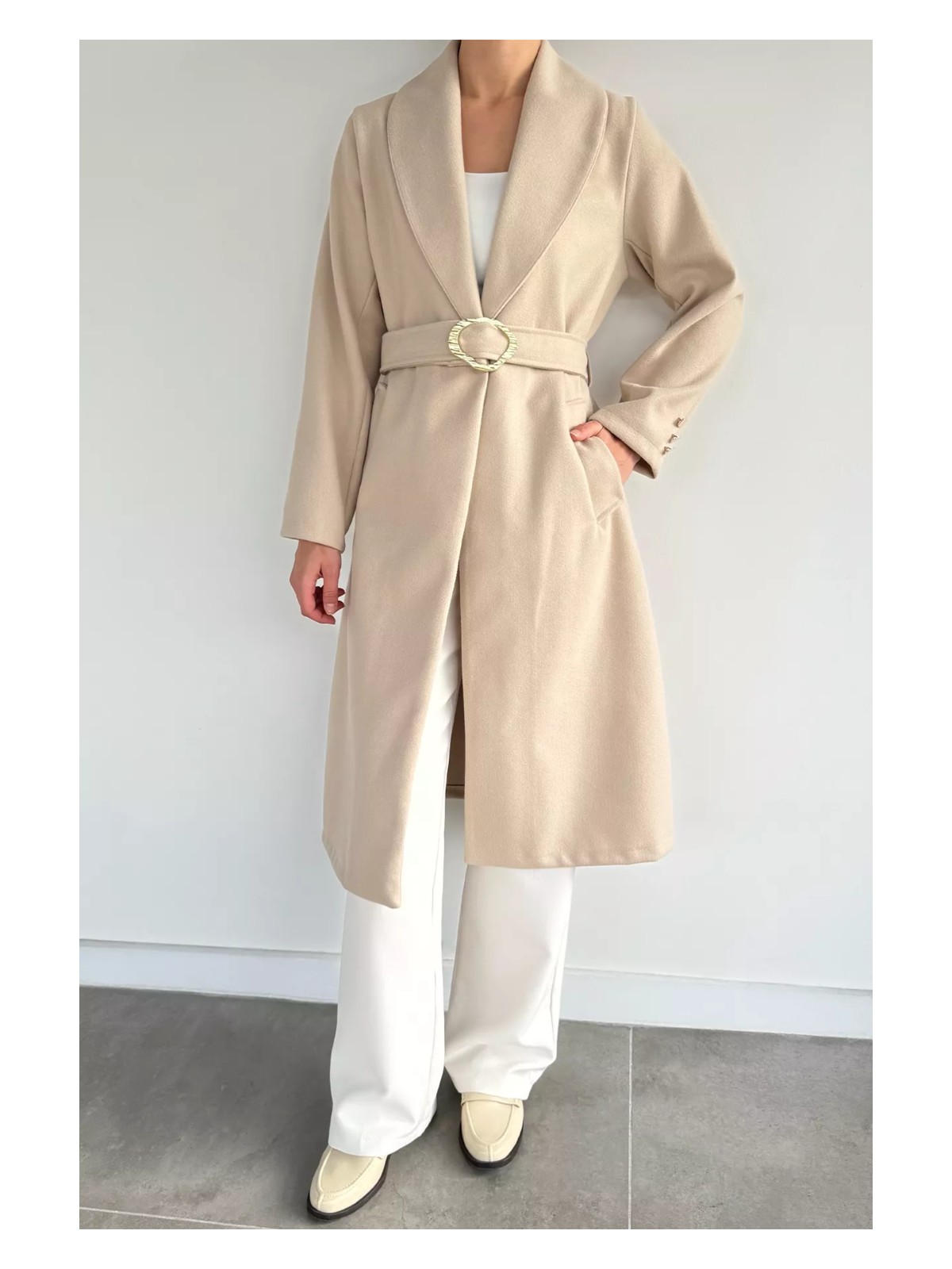 Gülseli Kadın Bel Kuşaklı Gold Toka Detaylı Kaşe Kaban P-00019459 - Görsel 3
