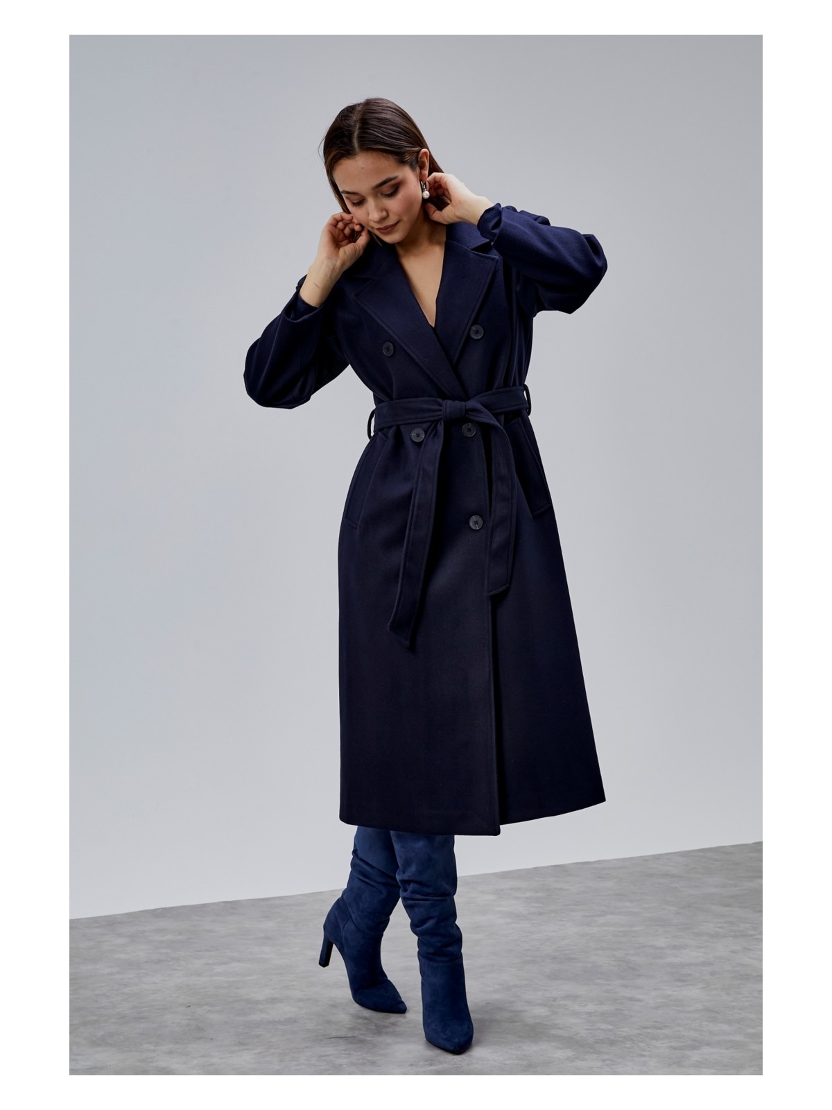 Bolivente Bordo Kruvaze Kapama Belden Bağlamalı Geniş Kalıp Kaşe Kaban - Görsel 4