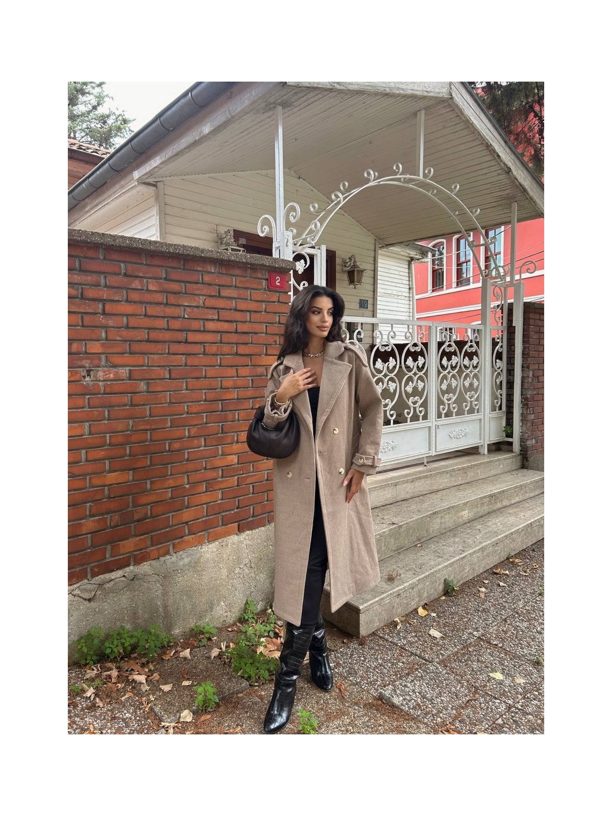 Trend Esinty Kadın Apoletli Beli Kuşaklı Içi Astarlı Kaşe Kaban - Görsel 3