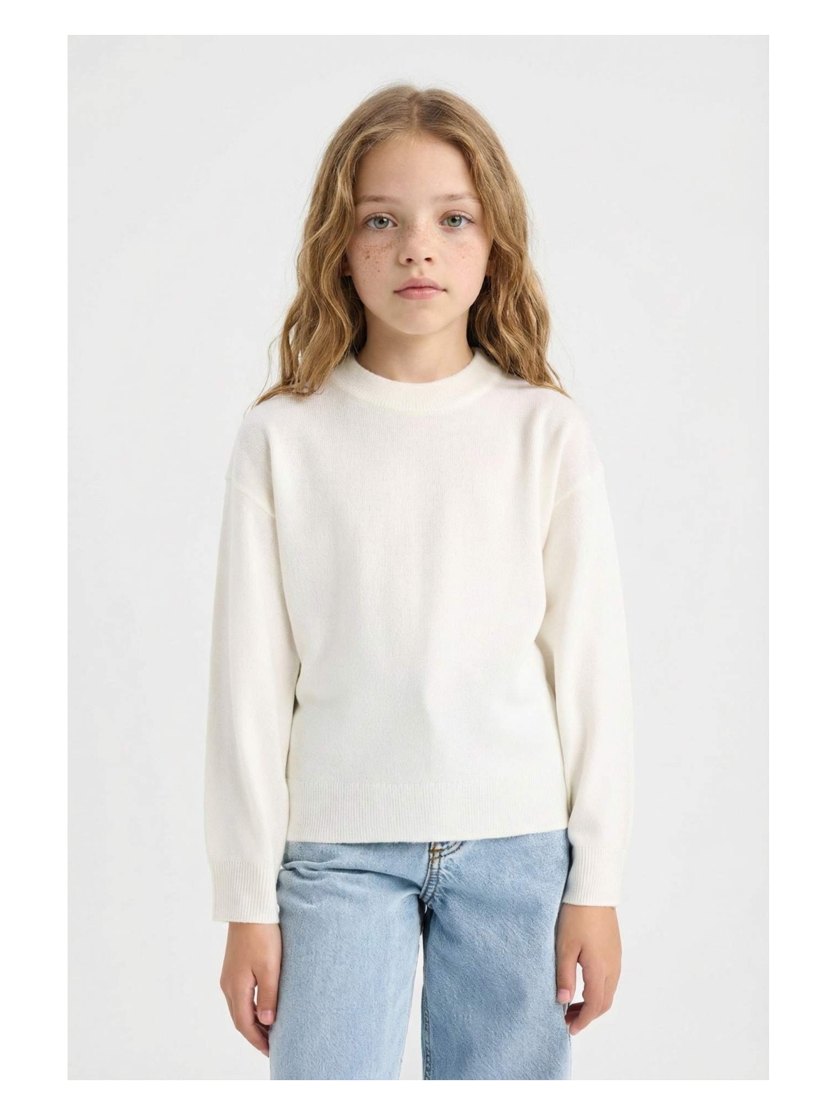 DeFacto Standart Fit Bisiklet Yaka Triko Kazak Kız Çocuk C6902A825AU